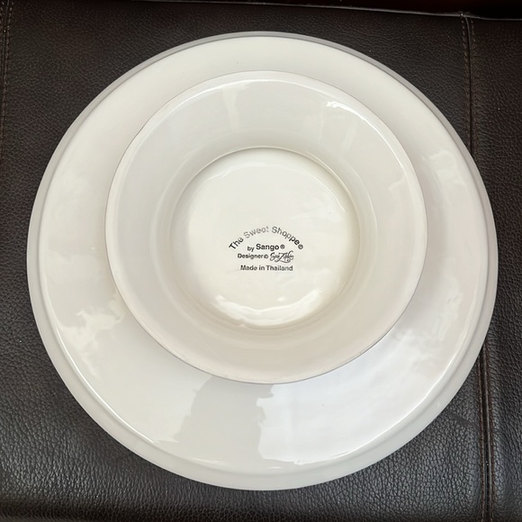 NWT Footed 12” Cake Plate in Ceramic Features The Sweet Shoppe Design by Sango - Picture 5 of 10